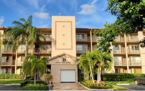 Property Slideshow image 2 of 32 | 13705 sw 12th st 304b, Pembroke Pines, FL, 33027