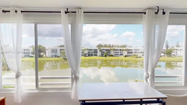 Property Slideshow image 2 of 30 | 325 wellington g g, West Palm Beach, FL, 33417