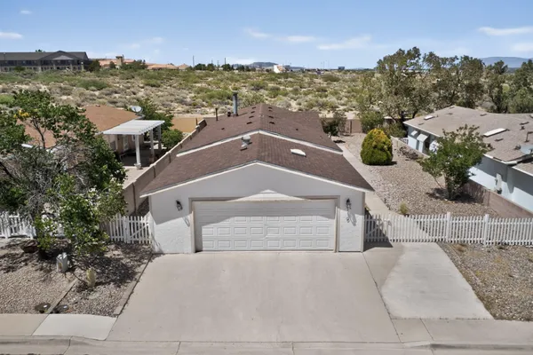 Property Slideshow image 3 of 59 | 110 sunrise bluffs dr, Belen, NM, 87002
