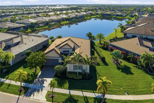 Property Slideshow image 2 of 69 | 11698 sw coronado springs dr, Port St Lucie, FL, 34987