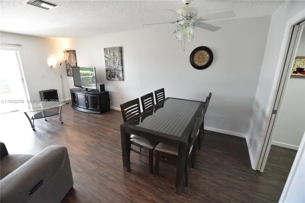 Property Slideshow image 2 of 59 | 2852 crosley dr g, West Palm Beach, FL, 33415