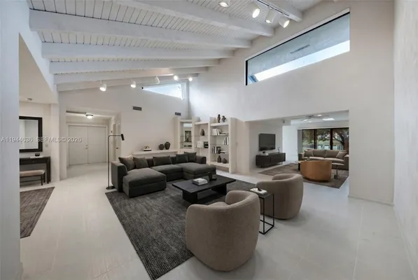 Property Slideshow image 3 of 42 | 21877 arriba real, Boca Raton, FL, 33433