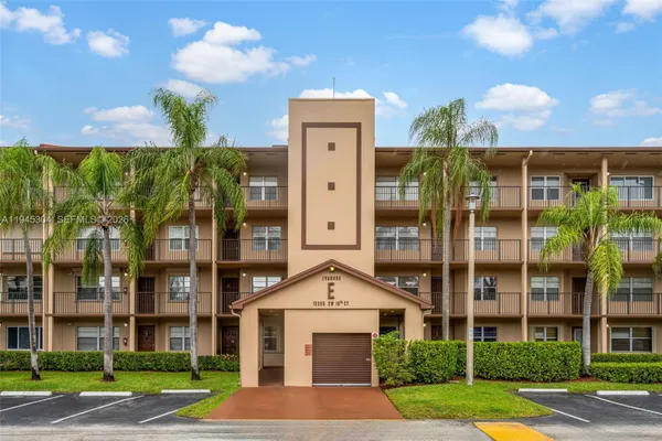 Property Slideshow image 3 of 36 | 13355 sw 16th ct 211e, Pembroke Pines, FL, 33027