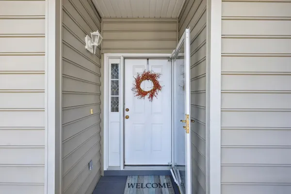 Property Slideshow image 2 of 32 | 5870 longwood dr 203, Murrells Inlet, SC, 29576