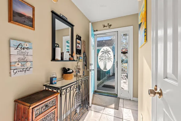 Property Slideshow image 3 of 40 | 308 killarney dr, Myrtle Beach, SC, 29588