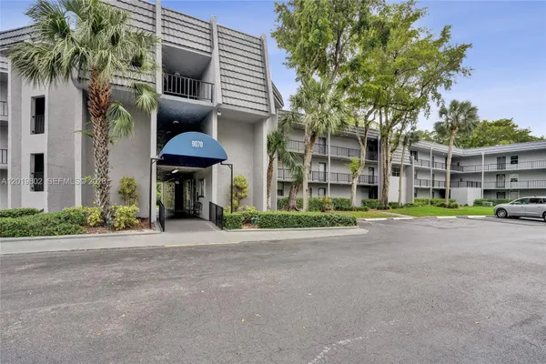 Property Slideshow image 2 of 82 | 9070 lime bay blvd 110, Tamarac, FL, 33321