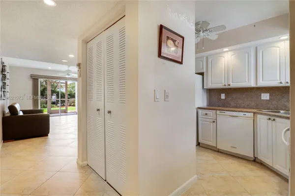 Property Slideshow image 2 of 31 | 18081 se country club dr 13-121, Jupiter, FL, 33469