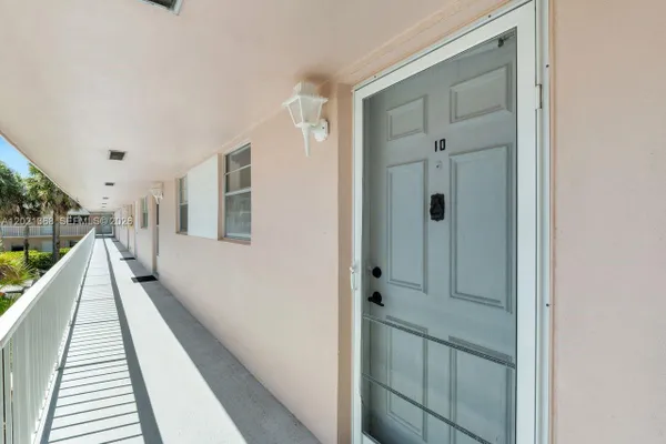 Property Slideshow image 2 of 26 | 18081 se country club dr 1-10, Jupiter, FL, 33469