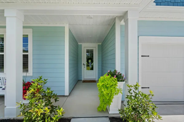 Property Slideshow image 2 of 40 | 145 stride ct, Myrtle Beach, SC, 29588