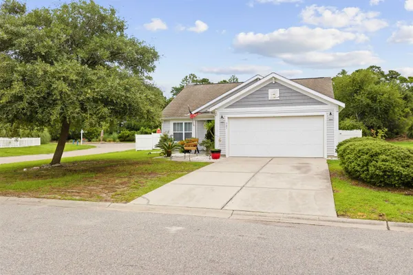 Property Slideshow image 2 of 50 | 985 bonita loop, Myrtle Beach, SC, 29588