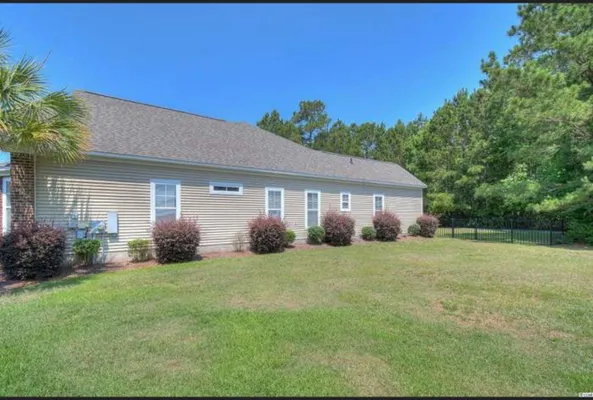 Property Slideshow image 3 of 20 | 420 newburgh ct, Myrtle Beach, SC, 29579