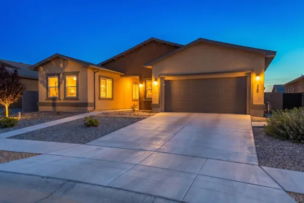 Property Slideshow image 2 of 72 | 520 pecos river rd, Los Lunas, NM, 87031