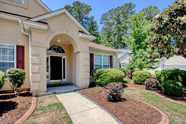 Property Slideshow image 2 of 40 | 6705 oakmere ct, Murrells Inlet, SC, 29576