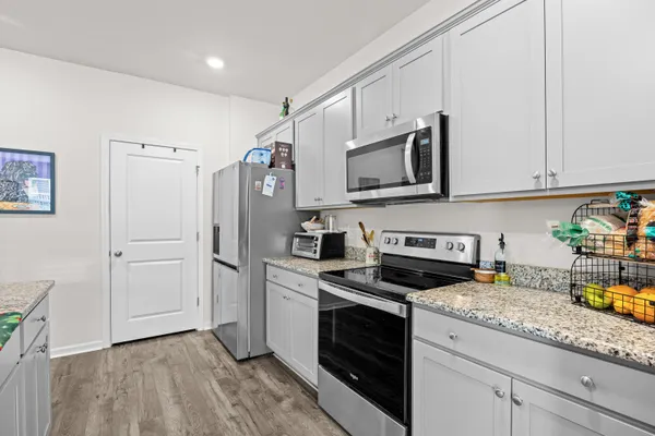 Property Slideshow image 3 of 39 | 1216 sennema cir, Myrtle Beach, SC, 29588