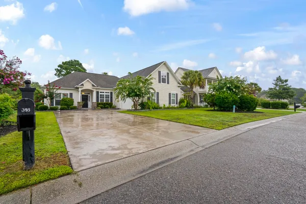 Property Slideshow image 2 of 34 | 348 esher ct, Myrtle Beach, SC, 29579