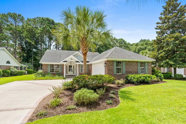 Property Slideshow image 2 of 82 | 168 mackinley cir, Pawleys Island, SC, 29585