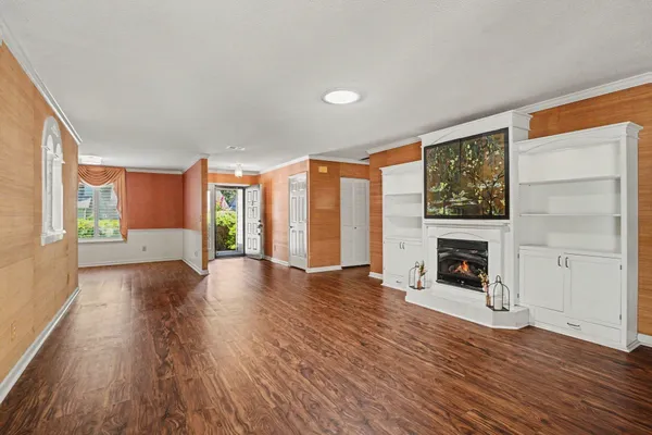 Property Slideshow image 2 of 36 | 104 hickory dr, Conway, SC, 29526