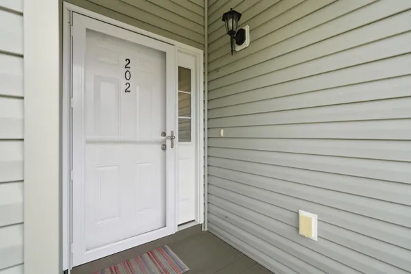 Property Slideshow image 2 of 41 | 647 sunnyside dr 202, Murrells Inlet, SC, 29576