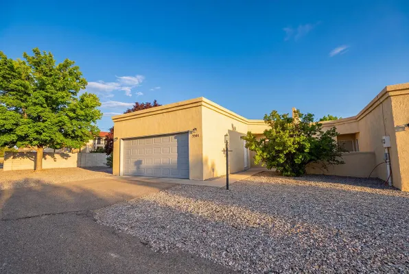 Property Slideshow image 3 of 25 | 3201 oakmount dr, Rio Rancho, NM, 87124