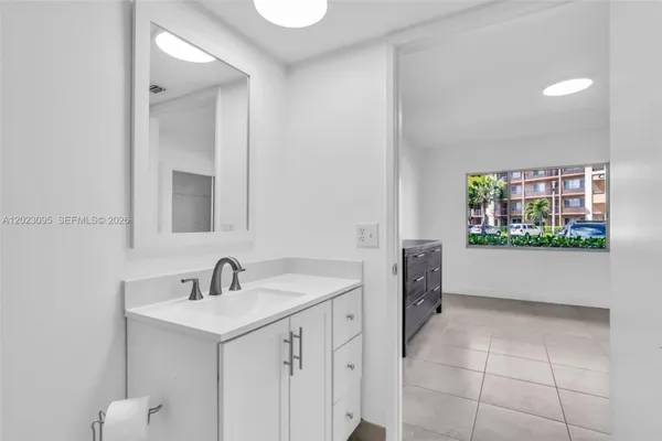 Property Slideshow image 3 of 25 | 13705 sw 12th st 102b, Pembroke Pines, FL, 33027