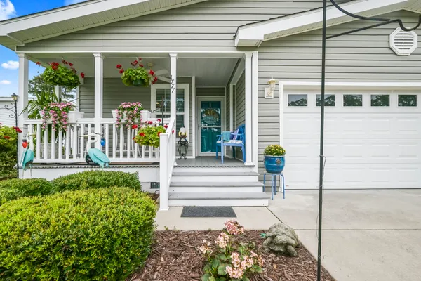 Property Slideshow image 3 of 35 | 1777 fairbanks dr, Conway, SC, 29526
