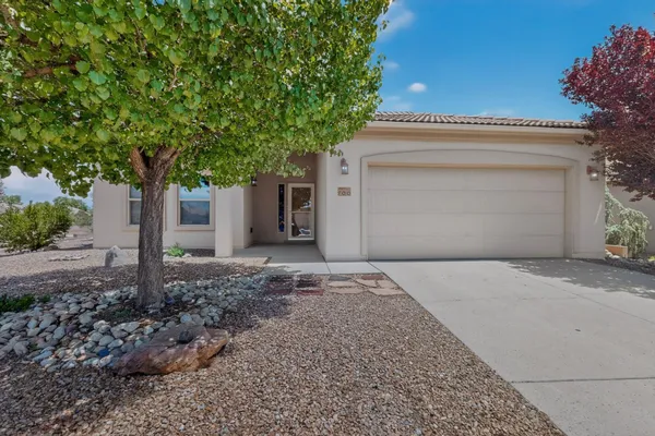 Property Slideshow image 2 of 49 | 900 golden yarrow trl, Bernalillo, NM, 87004