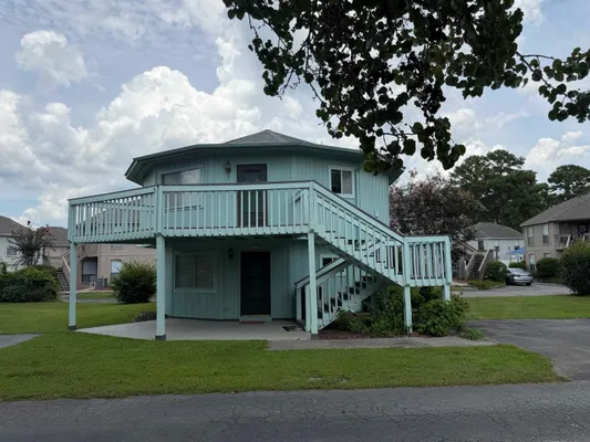 Property Slideshow image 2 of 44 | 513 tree top ln, Myrtle Beach, SC, 29588