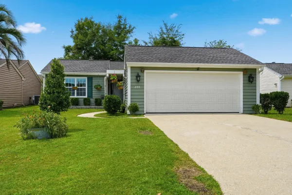Property Slideshow image 3 of 30 | 205 birkdale ln, Myrtle Beach, SC, 29588