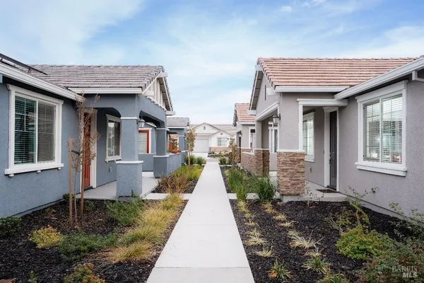 Property Slideshow image 3 of 19 | 2335 melrose lndg, Rio Vista, CA, 94571