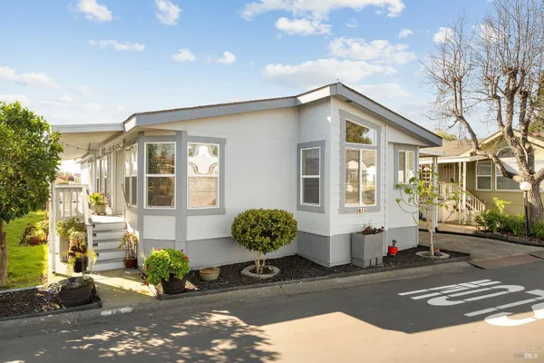 Property Slideshow image 2 of 45 | 6468 washington st spc 16, Yountville, CA, 94599