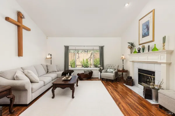 Property Slideshow image 3 of 27 | 6749 wintergreen ct, Santa Rosa, CA, 95409