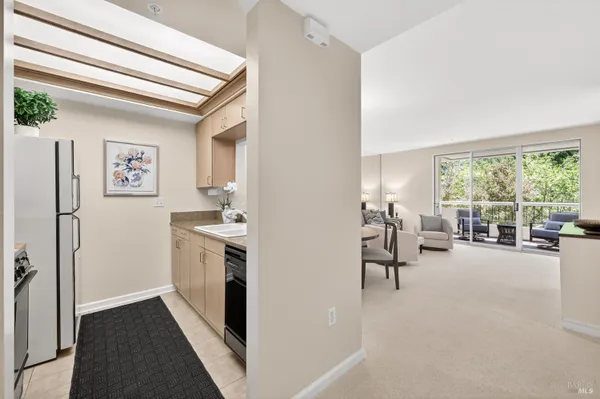 Property Slideshow image 3 of 19 | 400 deer valley rd 3g, San Rafael, CA, 94903