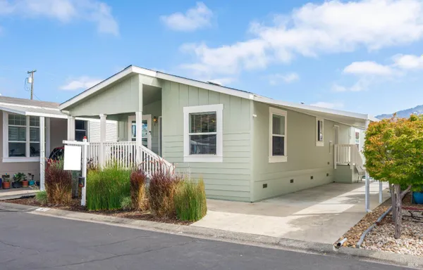 Property Slideshow image 3 of 66 | 160 port cir, Yountville, CA, 94599