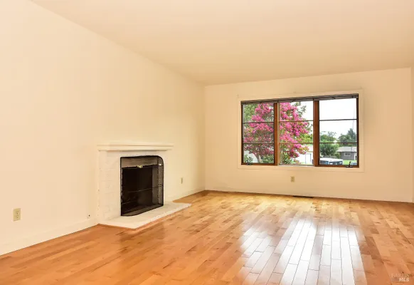 Property Slideshow image 3 of 37 | 20772 temelec dr, Sonoma, CA, 95476