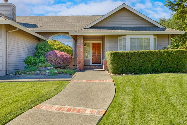 Property Slideshow image 2 of 56 | 240 silver creek cir, Santa Rosa, CA, 95409