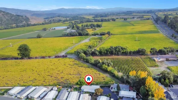 Property Slideshow image 2 of 28 | 105 claret cir, Yountville, CA, 94599