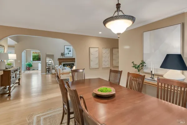 Property Slideshow image 2 of 37 | 327 buttercup ct, Sonoma, CA, 95476