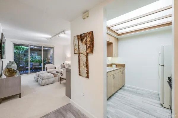 Property Slideshow image 3 of 24 | 200 deer valley rd 1m, San Rafael, CA, 94903