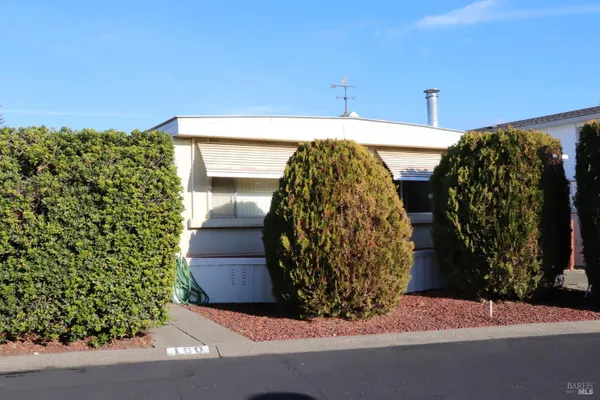 Property Slideshow image 2 of 20 | 180 sherry cir, Yountville, CA, 94599