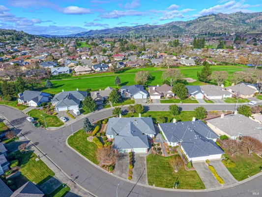 Property Slideshow image 2 of 54 | 369 singing brook cir, Santa Rosa, CA, 95409