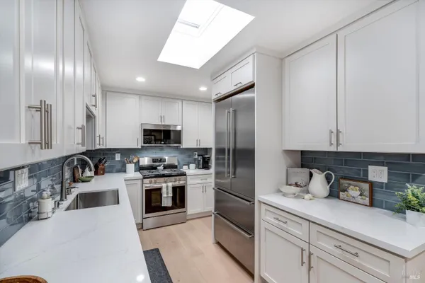 Property Slideshow image 3 of 63 | 366 avenida barbera, Sonoma, CA, 95476