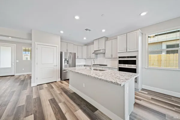 Property Slideshow image 3 of 20 | 2194 rustic oak ln, Rio Vista, CA, 94571