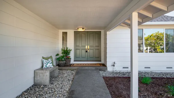 Property Slideshow image 2 of 60 | 8911 oakmont dr, Santa Rosa, CA, 95409