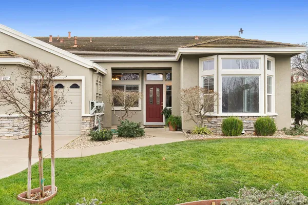 Property Slideshow image 3 of 74 | 802 summerset dr, Rio Vista, CA, 94571