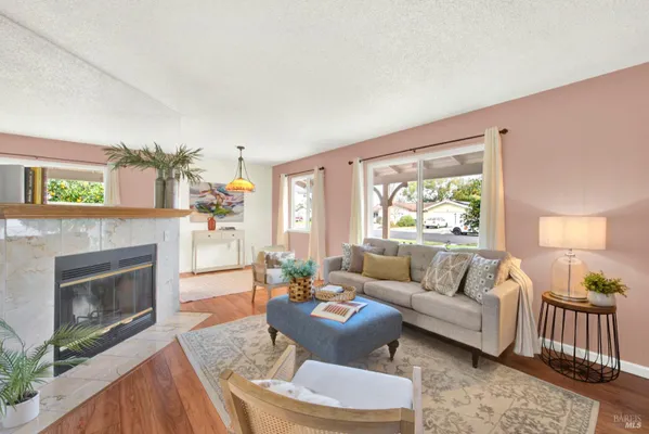 Property Slideshow image 2 of 60 | 126 olympic cir, Vacaville, CA, 95687