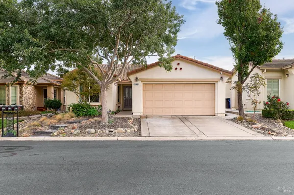 Property Slideshow image 2 of 31 | 402 riverwood ln, Rio Vista, CA, 94571