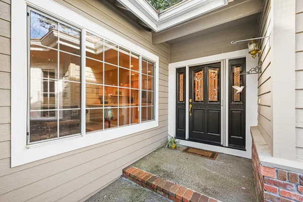 Property Slideshow image 3 of 42 | 1011 oak mesa dr, Santa Rosa, CA, 95409