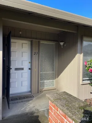 Property Slideshow image 3 of 11 | 27 woodgreen st, Santa Rosa, CA, 95409