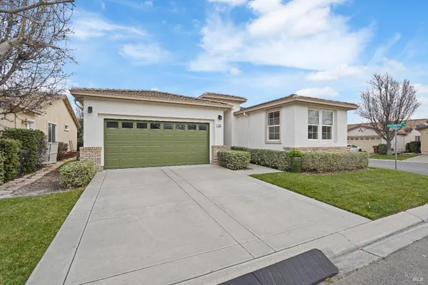 Property Slideshow image 2 of 24 | 700 livingston pl, Rio Vista, CA, 94571