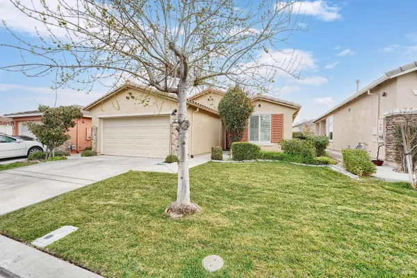 Property Slideshow image 2 of 29 | 402 birch ridge dr, Rio Vista, CA, 94571